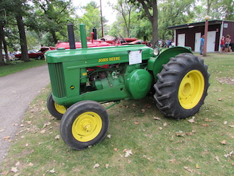Green Tractor Show